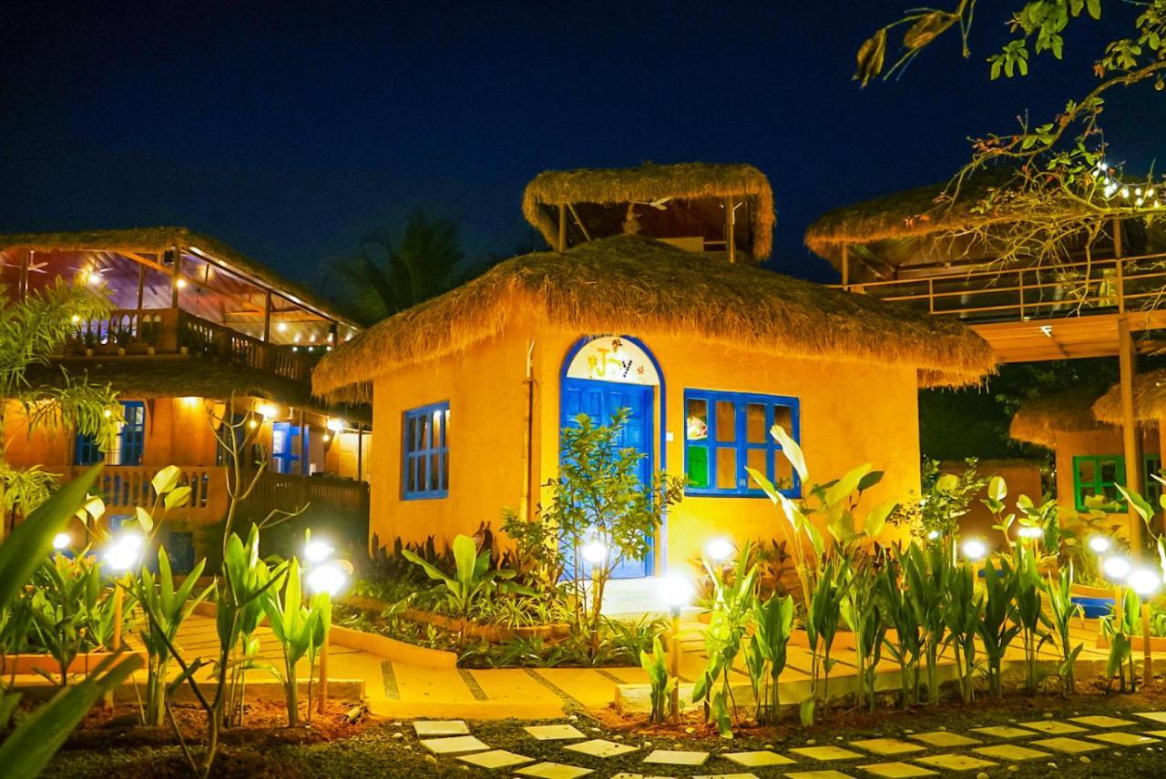 Готель One At Goa Канакона Екстер'єр фото