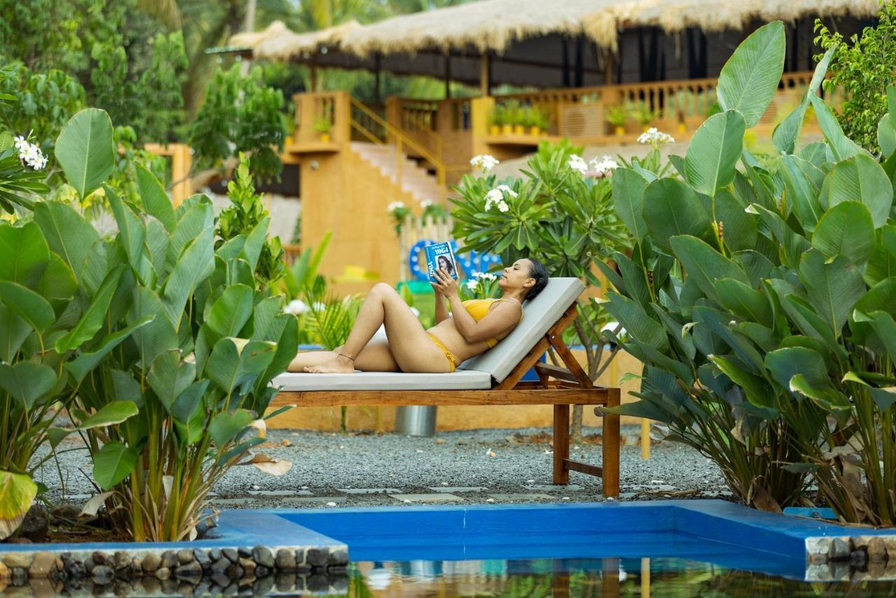 Готель One At Goa Канакона Екстер'єр фото